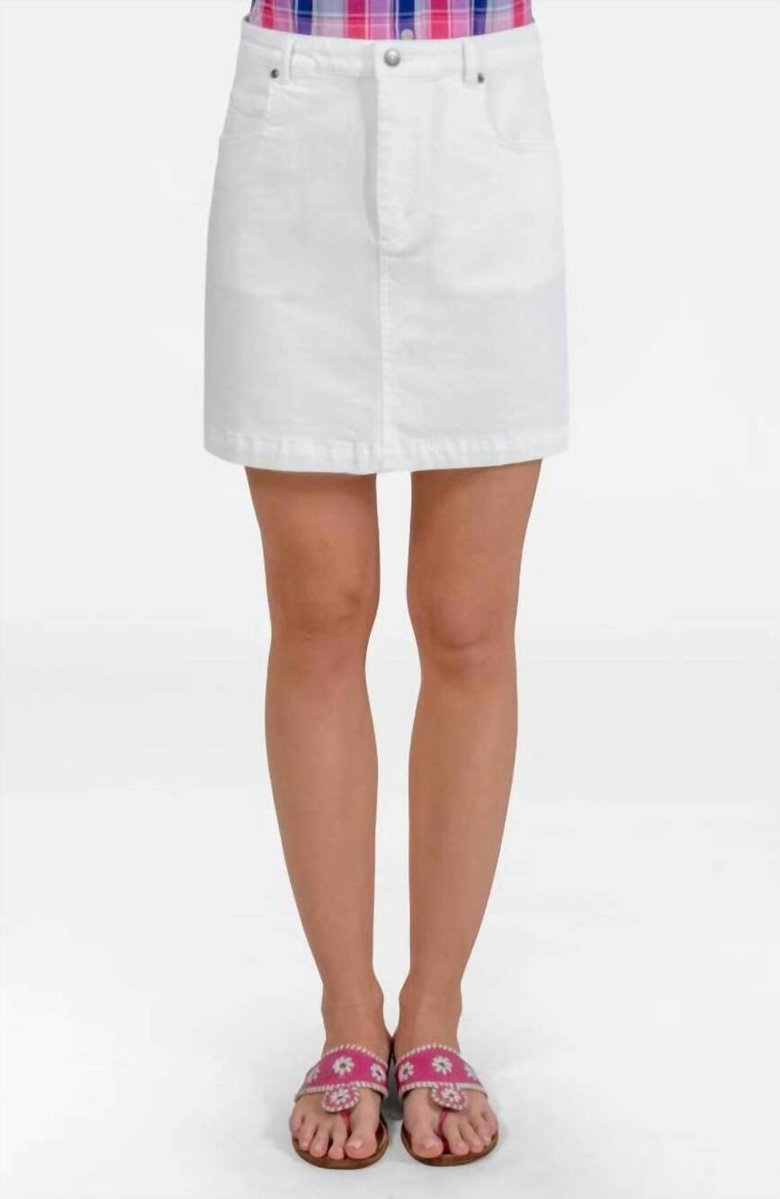 NEW GRETCHEN SCOTT mighty cute denim mini skirt in white